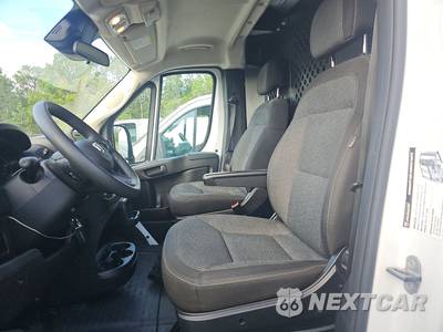 2025 Ram ProMaster 2500 Cargo Van Tradesman w/Passenger Seat Low Roof 136.0" WB - zdjęcie 7 z 24 - miniatura
