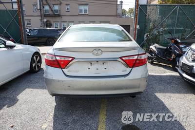 2017 Toyota Camry SE - zdjęcie 5 z 31 - miniatura