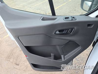 2025 Ford Transit 250 Cargo Van Low Roof 130.0" WB - zdjęcie 9 z 34 - miniatura