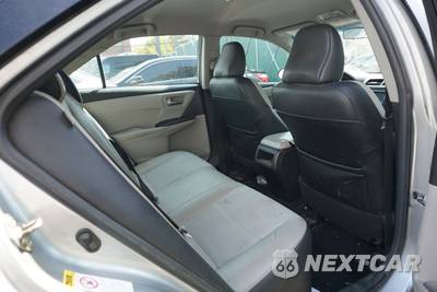 2017 Toyota Camry SE - zdjęcie 11 z 31 - miniatura