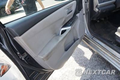 2017 Toyota Camry SE - zdjęcie 16 z 31 - miniatura