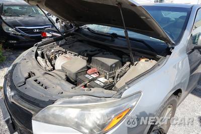 2017 Toyota Camry SE - zdjęcie 18 z 31 - miniatura