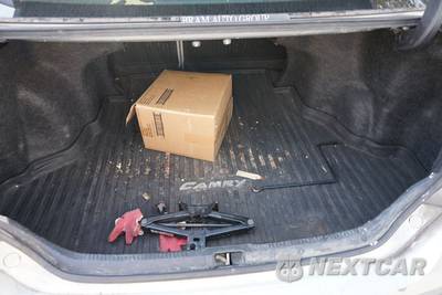 2017 Toyota Camry SE - zdjęcie 24 z 31 - miniatura
