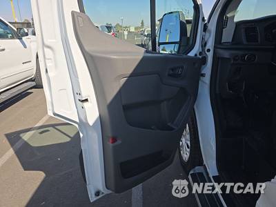 2025 Ford Transit 250 Cargo Van Low Roof 130.0" WB - zdjęcie 9 z 30 - miniatura