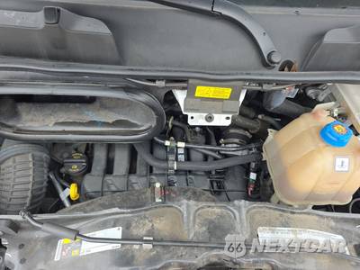2025 Ram ProMaster 2500 Cargo Van Tradesman w/Passenger Seat Low Roof 136.0" WB - zdjęcie 15 z 21 - miniatura