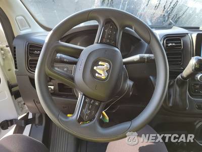2025 Ram ProMaster 2500 Cargo Van Tradesman w/Passenger Seat Low Roof 136.0" WB - zdjęcie 10 z 32 - miniatura