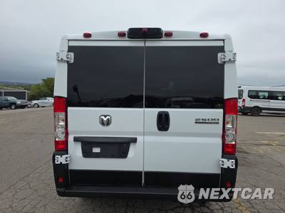 2025 Ram ProMaster 2500 Cargo Van Tradesman w/Passenger Seat Low Roof 136.0" WB - zdjęcie 5 z 21 - miniatura
