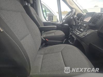 2025 Ram ProMaster 2500 Cargo Van Tradesman w/Passenger Seat Low Roof 136.0" WB - zdjęcie 8 z 27 - miniatura
