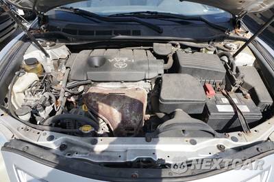 2010 Toyota Camry LE - zdjęcie 25 z 35 - miniatura