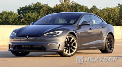 2022 Tesla Model S Plaid - zdjęcie 5 z 32 - miniatura