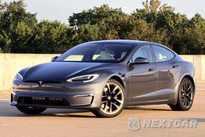 2022 Tesla Model S Plaid - zdjęcie 12 z 32 - miniatura
