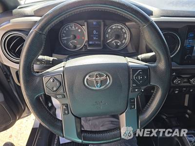 2019 Toyota Tacoma TRD Sport Crew Cab Medium Bed - zdjęcie 10 z 26 - miniatura