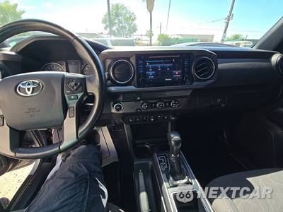 2019 Toyota Tacoma TRD Sport Crew Cab Medium Bed - zdjęcie 11 z 26 - miniatura