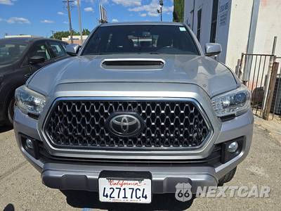2019 Toyota Tacoma TRD Sport Crew Cab Medium Bed - zdjęcie 2 z 26 - miniatura