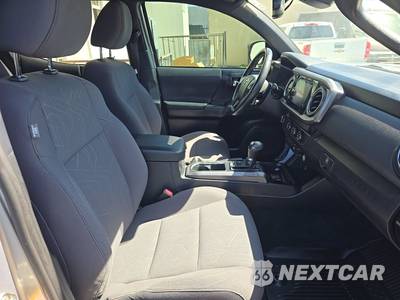 2019 Toyota Tacoma TRD Sport Crew Cab Medium Bed - zdjęcie 8 z 26 - miniatura