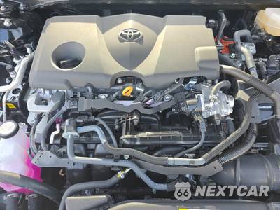 2026 Toyota Camry LE - zdjęcie 18 z 23 - miniatura