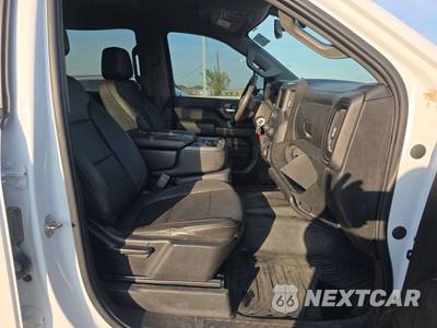 2021 Chevrolet Silverado 3500HD Cab Chassis WT Crew Cab 1WT DRW - zdjęcie 8 z 55 - miniatura