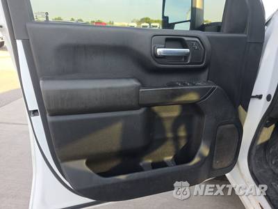 2021 Chevrolet Silverado 3500HD Cab Chassis WT Crew Cab 1WT DRW - zdjęcie 9 z 55 - miniatura