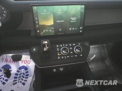 2022 Land Rover Defender 110 X-Dynamic SE - zdjęcie 11 z 22 - miniatura