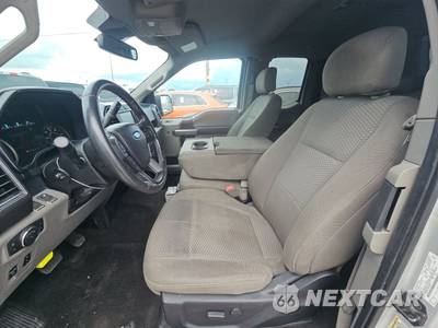 2019 Ford F-150 XLT Extended Cab Long Bed w/Rear Doors - zdjęcie 7 z 20 - miniatura
