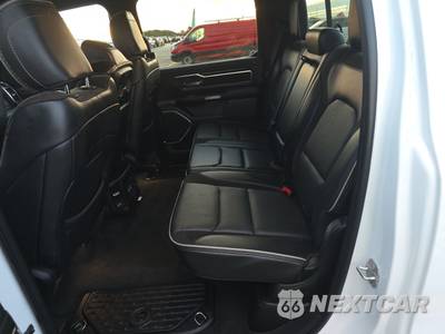 2024 Ram 1500 Laramie Crew Cab Short Bed - zdjęcie 13 z 25 - miniatura
