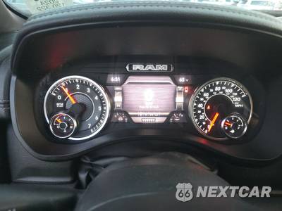 2024 Ram 1500 Laramie Crew Cab Short Bed - zdjęcie 12 z 25 - miniatura