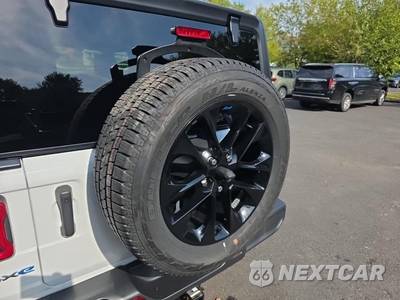 2023 Jeep Wrangler 4xe 4 Door Sahara - zdjęcie 7 z 25 - miniatura
