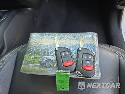 2023 Jeep Wrangler 4xe 4 Door Sahara - zdjęcie 21 z 25 - miniatura