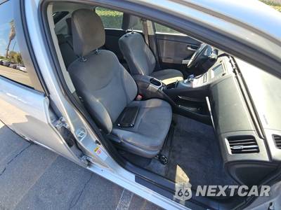 2015 Toyota Prius Two - zdjęcie 8 z 26 - miniatura