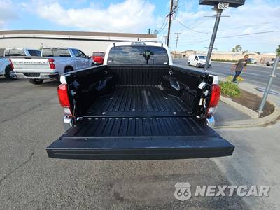 2021 Toyota Tacoma SR5 Crew Cab Medium Bed - zdjęcie 16 z 28 - miniatura