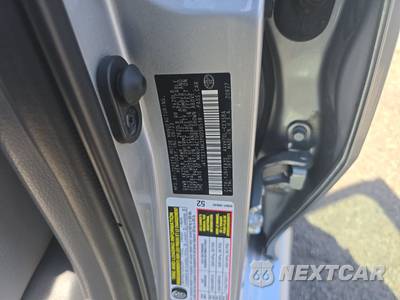 2023 Toyota Camry Hybrid SE - zdjęcie 14 z 28 - miniatura