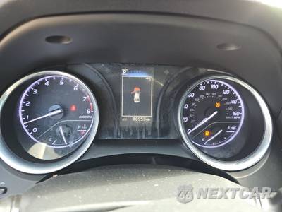 2020 Toyota Camry LE - zdjęcie 12 z 27 - miniatura