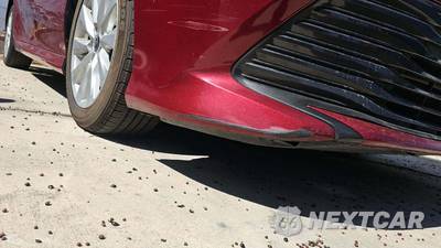 2020 Toyota Camry LE - zdjęcie 26 z 27 - miniatura