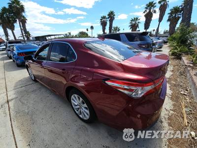2020 Toyota Camry LE - zdjęcie 6 z 27 - miniatura
