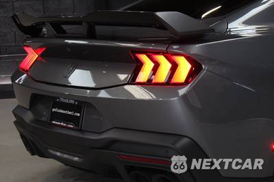 2024 Ford Mustang Dark Horse Coupe - zdjęcie 27 z 79 - miniatura