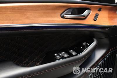 2023 Jeep Grand Cherokee L Summit Reserve - zdjęcie 84 z 99 - miniatura