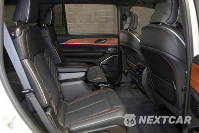 2023 Jeep Grand Cherokee L Summit Reserve - zdjęcie 50 z 99 - miniatura