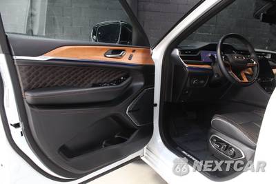 2023 Jeep Grand Cherokee L Summit Reserve - zdjęcie 28 z 99 - miniatura