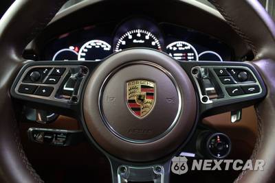 2023 Porsche Cayenne Turbo - zdjęcie 79 z 96 - miniatura