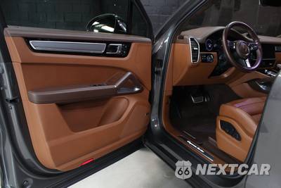 2023 Porsche Cayenne Turbo - zdjęcie 34 z 96 - miniatura