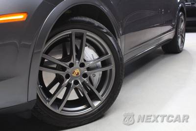 2023 Porsche Cayenne Turbo - zdjęcie 24 z 96 - miniatura
