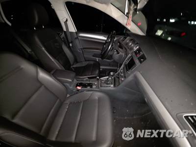 2017 Volkswagen Golf Wolfsburg Hatchback - zdjęcie 8 z 34 - miniatura