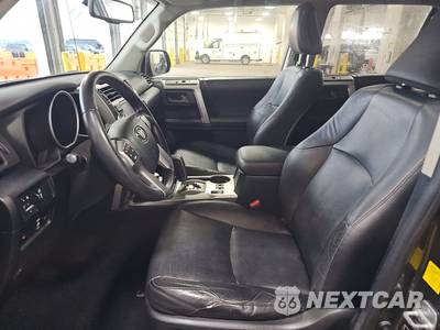 2011 Toyota 4Runner Limited - zdjęcie 7 z 36 - miniatura
