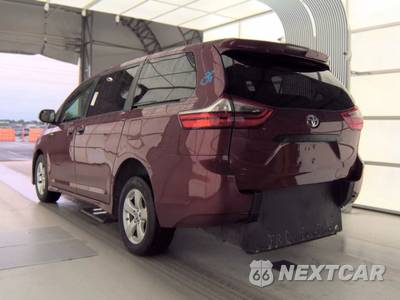 2020 Toyota Sienna L 7-Passenger 119.3" WB - zdjęcie 6 z 49 - miniatura