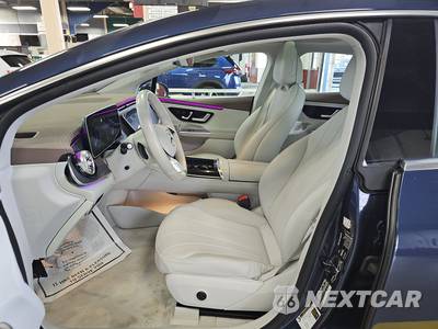2024 Mercedes-Benz EQE 350 4MATIC Sedan - zdjęcie 7 z 31 - miniatura