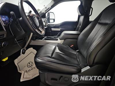 2020 Ford Super Duty F-350 Lariat Crew Cab Medium Bed - zdjęcie 7 z 36 - miniatura