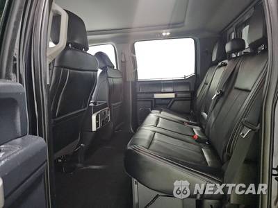 2020 Ford Super Duty F-350 Lariat Crew Cab Medium Bed - zdjęcie 13 z 36 - miniatura