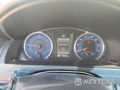 2017 Toyota Camry LE - zdjęcie 12 z 38 - miniatura