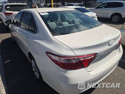 2017 Toyota Camry LE - zdjęcie 6 z 38 - miniatura