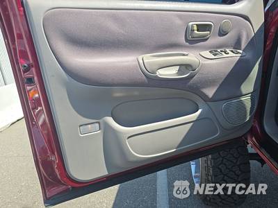 2001 Toyota Tundra SR5 Extended Cab Medium Bed w/Rear Doors - zdjęcie 9 z 60 - miniatura